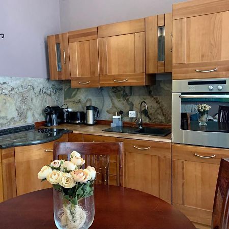 Beautiful And Charming Apartment In The Heart Of The Old Town Warsawa Bagian luar foto