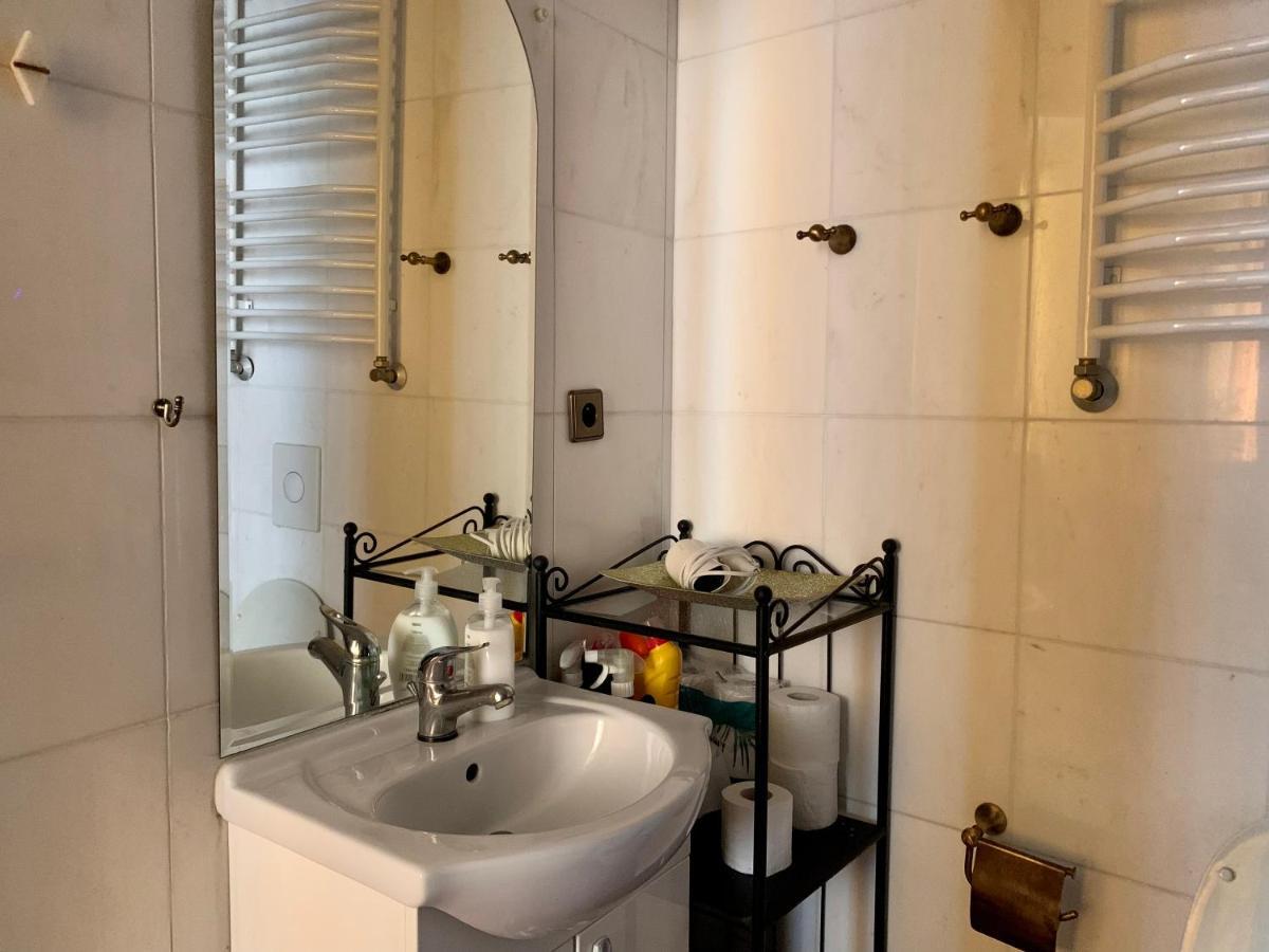 Beautiful And Charming Apartment In The Heart Of The Old Town Warsawa Bagian luar foto