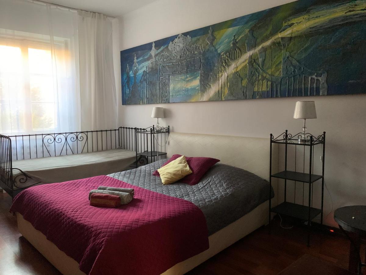 Beautiful And Charming Apartment In The Heart Of The Old Town Warsawa Bagian luar foto