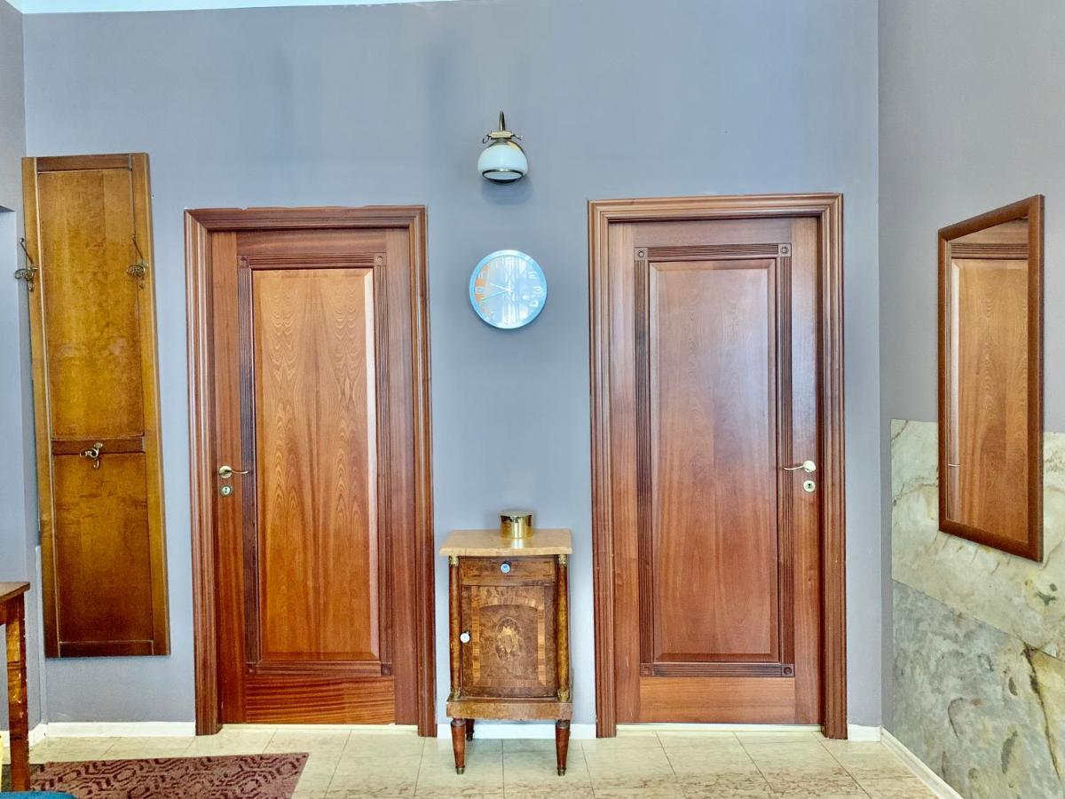 Beautiful And Charming Apartment In The Heart Of The Old Town Warsawa Bagian luar foto